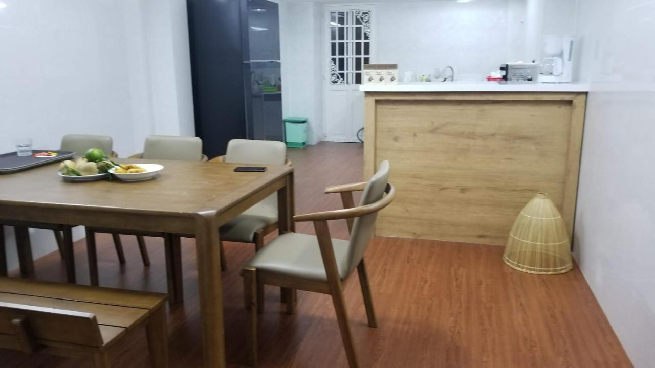 The Roost Hostel Ho Chi Minh City Exterior photo